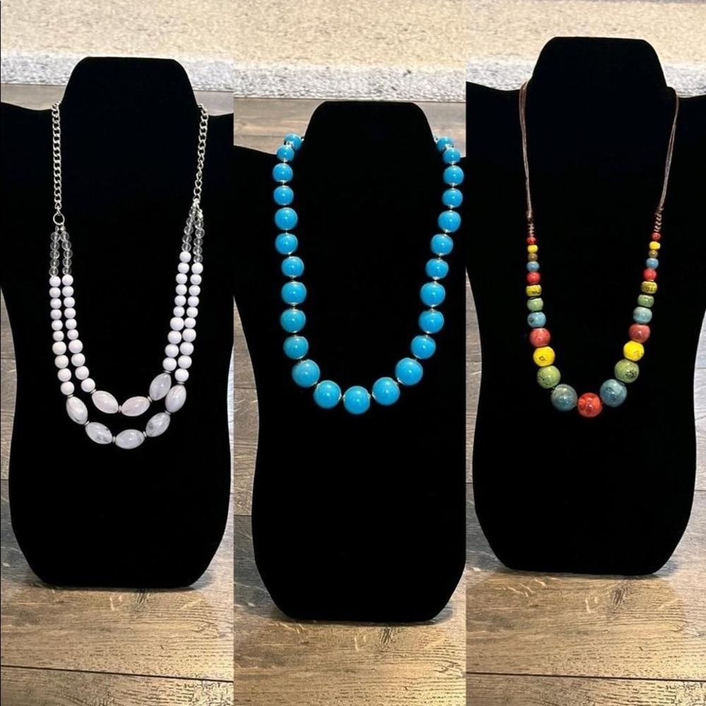 Lot of 3 Fashion Jewelry‎ Necklaces